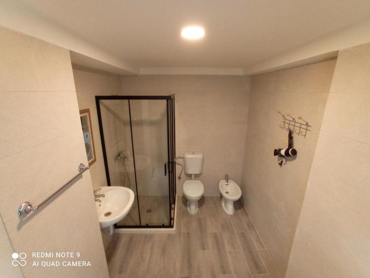Tirana Apartment Garda מראה חיצוני תמונה